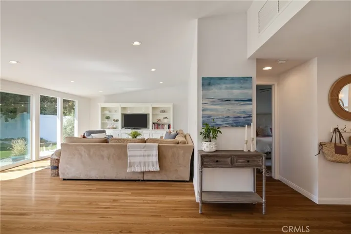 27139 Indian Peak Road, Rancho Palos Verdes, California 90275