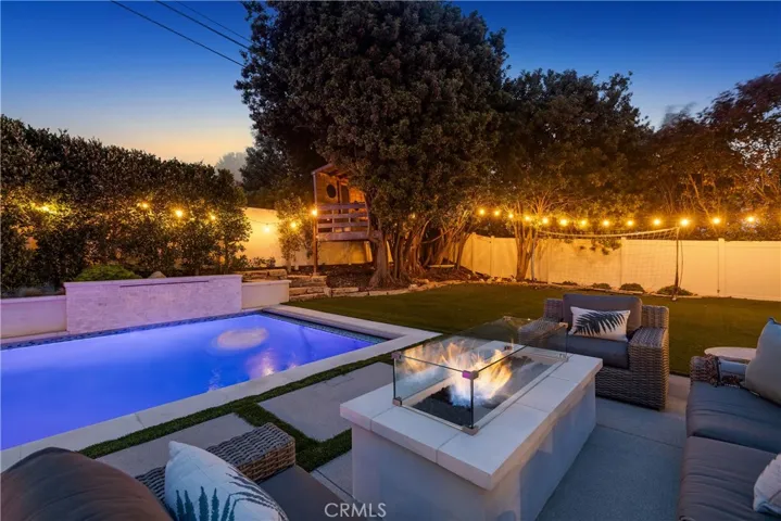 27139 Indian Peak Road, Rancho Palos Verdes, California 90275