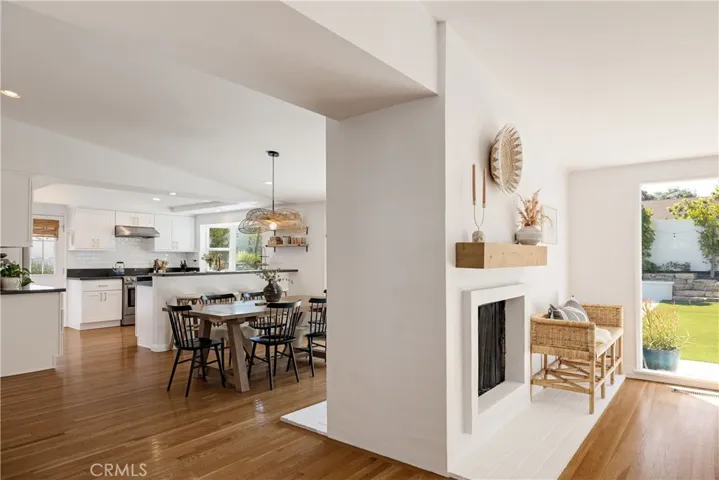 27139 Indian Peak Road, Rancho Palos Verdes, California 90275
