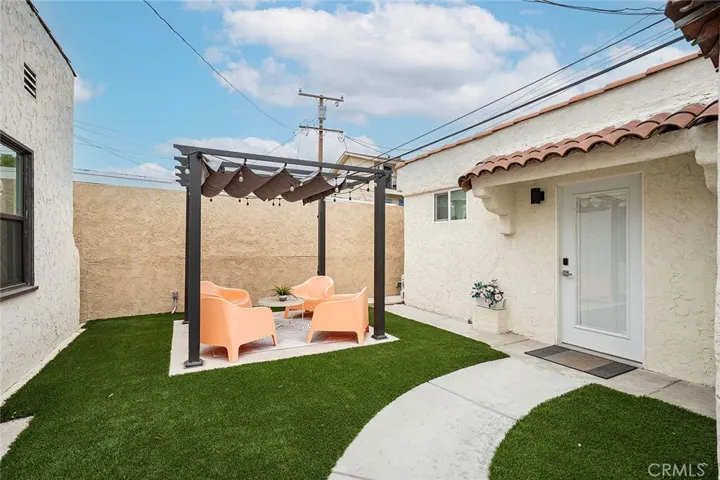 2200 Pine Avenue, Long Beach, California 90806