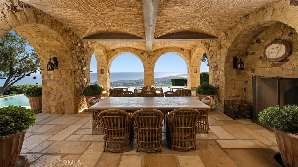36 Pelican Crest Drive, Newport Coast, California 92657 home-pic-7