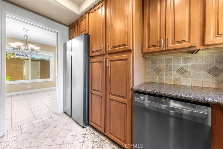 21155 Via Canon 8, Yorba Linda, California 92887