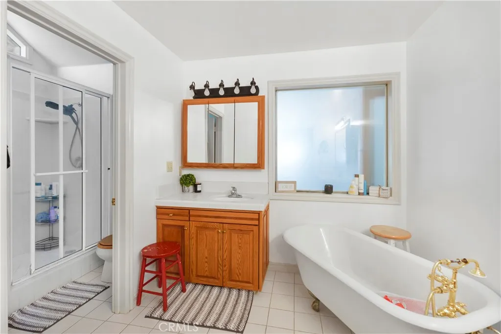 77 Park Drive, Running Springs, California 92382 home-pic-11