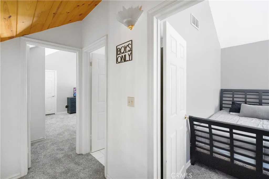 77 Park Drive, Running Springs, California 92382 home-pic-18