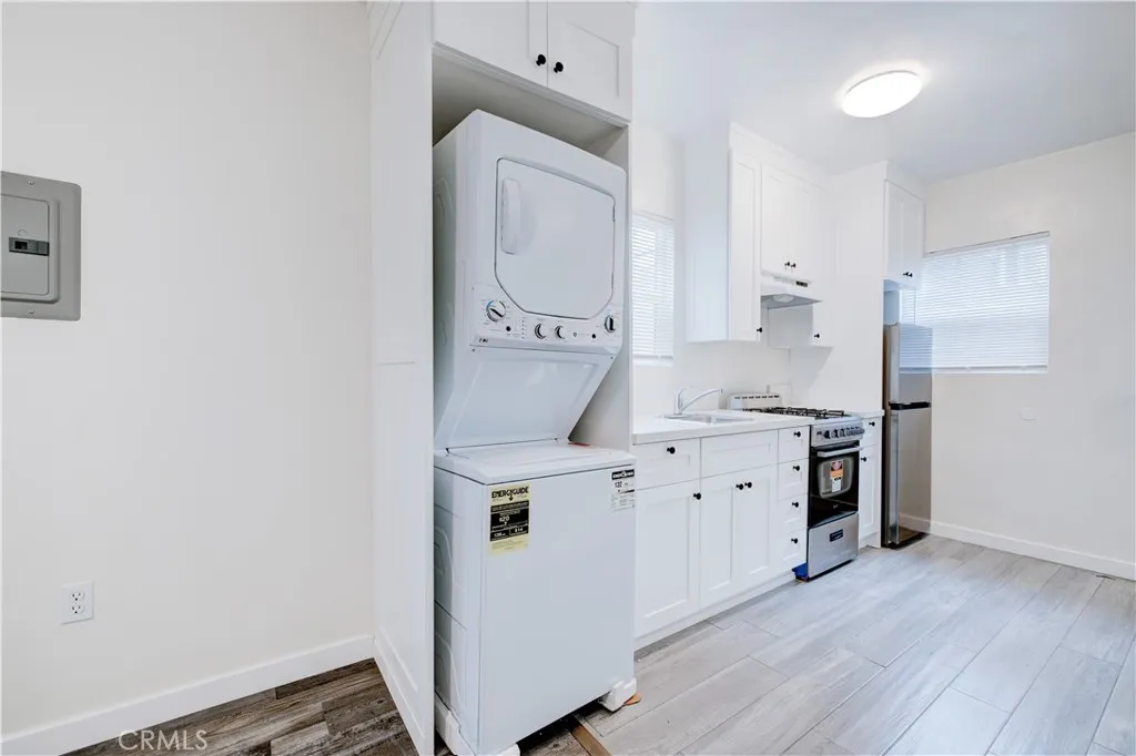 12 1/2 25th Place 2, Venice, California 90291 home-pic-9