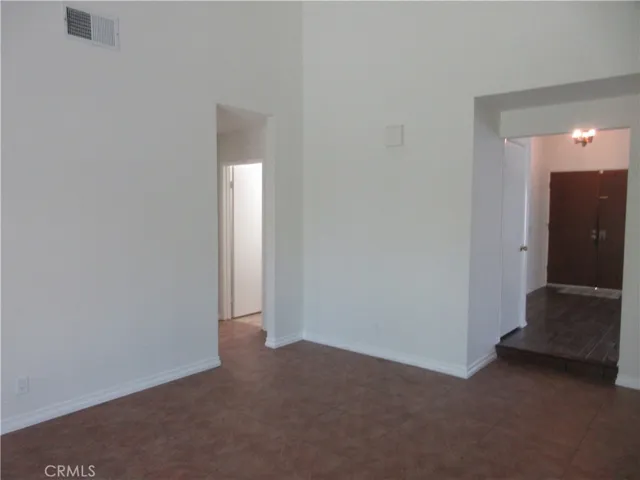 18523 Kinzie Street, Northridge, California 91324
