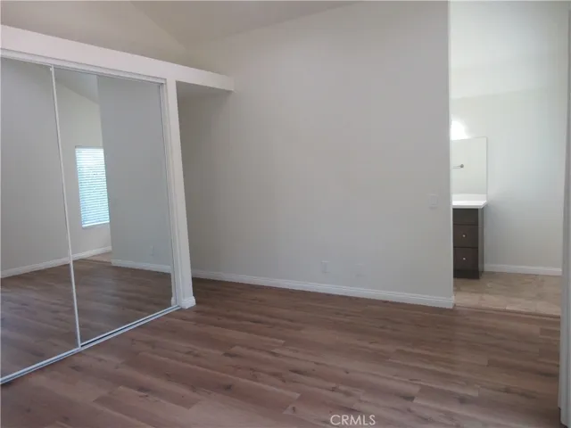 18523 Kinzie Street, Northridge, California 91324