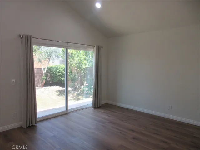 18523 Kinzie Street, Northridge, California 91324