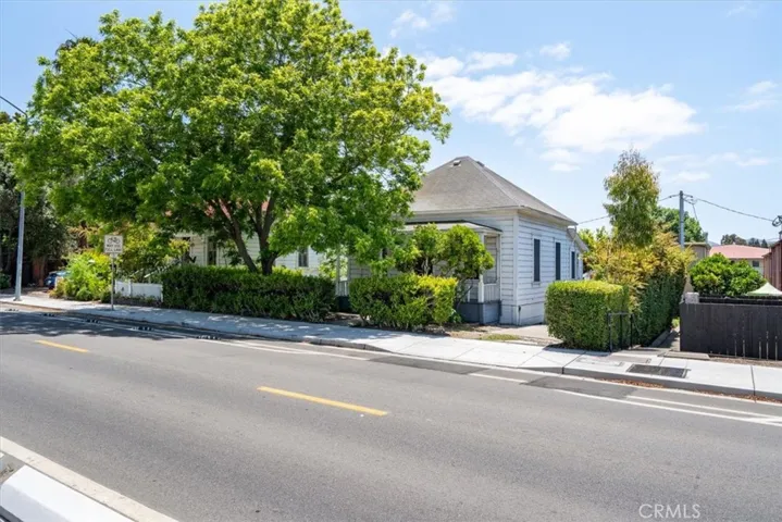 863 Chorro Street, San Luis Obispo, California 93401