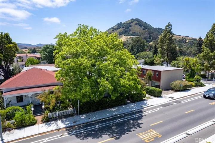 863 Chorro Street, San Luis Obispo, California 93401