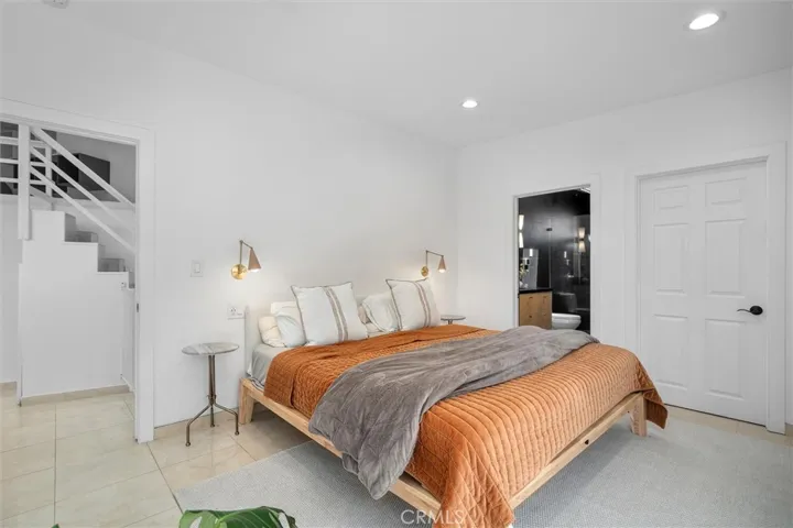4698 Morro Drive, Woodland Hills, California 91364