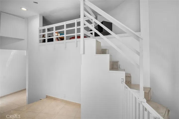 4698 Morro Drive, Woodland Hills, California 91364
