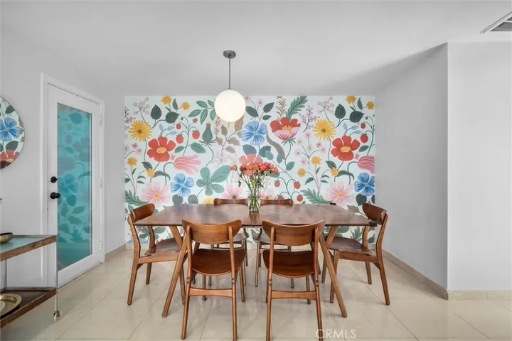 4698 Morro Drive, Woodland Hills, California 91364