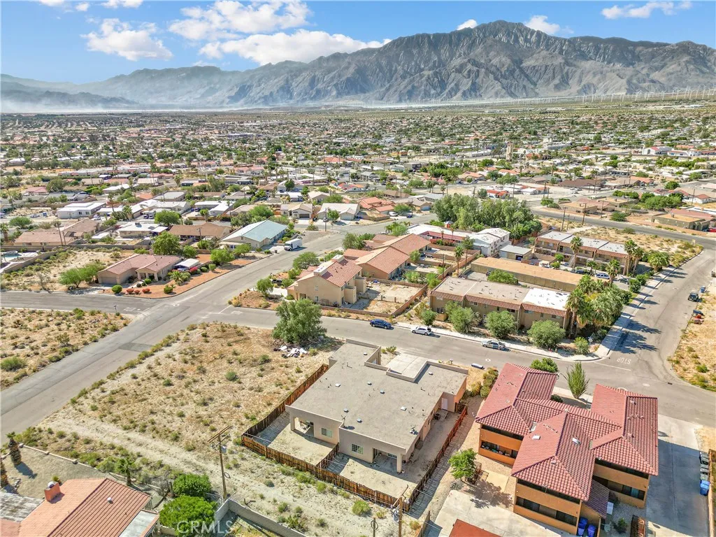66780 Crescent Drive, Desert Hot Springs, California 92240 home-pic-8