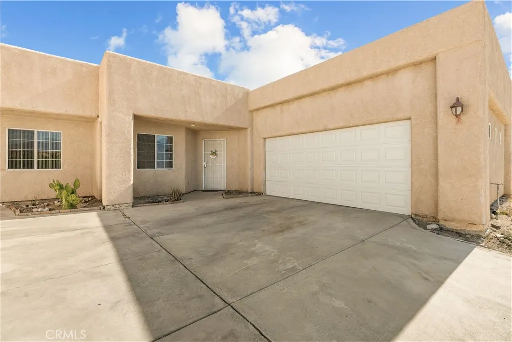 66780 Crescent Drive, Desert Hot Springs, California 92240 home-pic-15