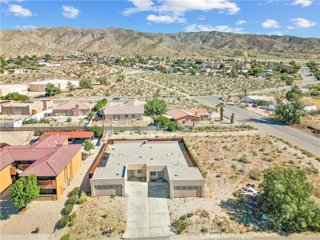 66780 Crescent Drive, Desert Hot Springs, California 92240 home-pic-2