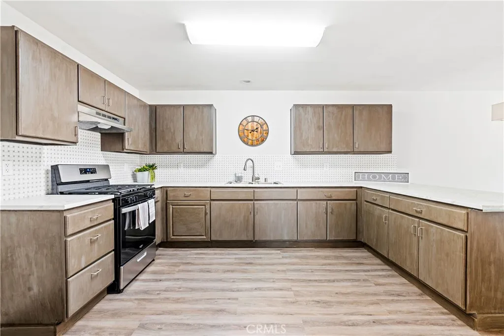 66780 Crescent Drive, Desert Hot Springs, California 92240 home-pic-23