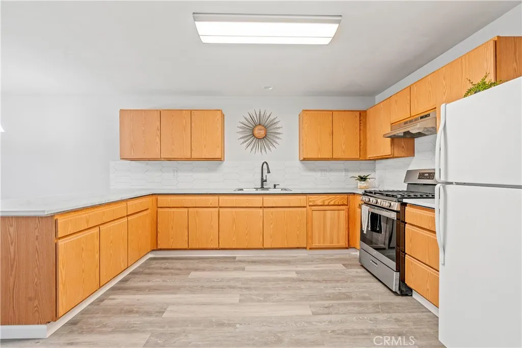 66780 Crescent Drive, Desert Hot Springs, California 92240 home-pic-36