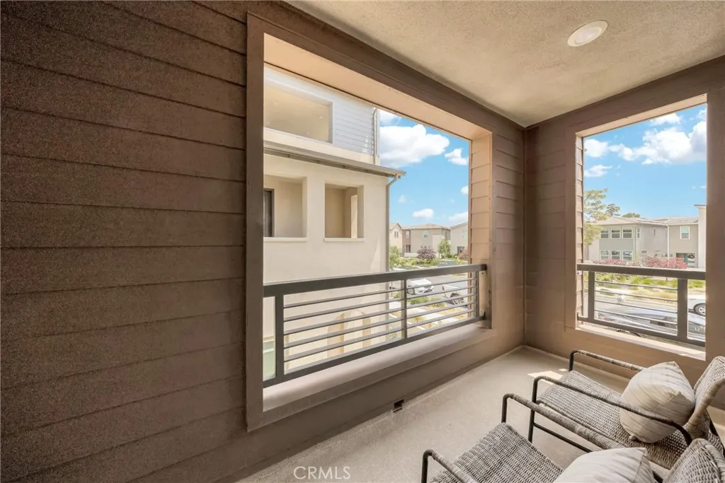 119 Zawn, Irvine, California 92618 home-pic-34