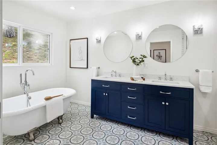 30047 Knoll View Drive, Rancho Palos Verdes, California 90275