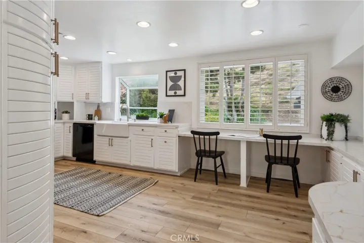 30047 Knoll View Drive, Rancho Palos Verdes, California 90275