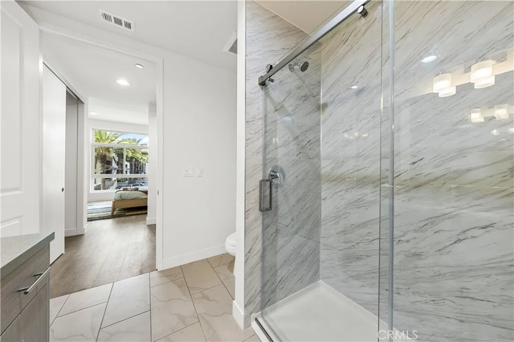 168 S Monterey Street 202, Alhambra, California 91801 home-pic-20