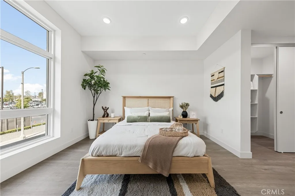 168 S Monterey Street 202, Alhambra, California 91801 home-pic-13