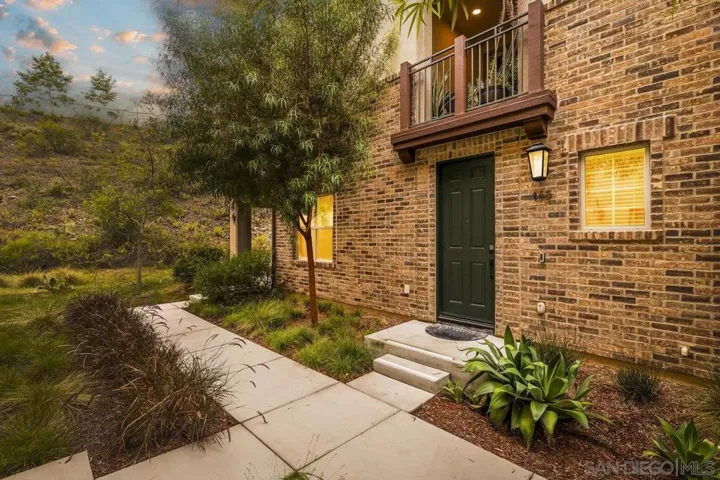 145 Lazurite Rd, San Marcos, California 92078