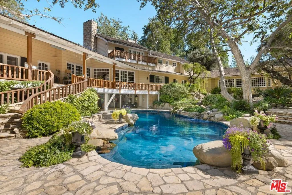 4535 Vanalden Avenue, Tarzana, California 91356, 8 Bedrooms Bedrooms, ,14 BathroomsBathrooms,Residential,For Sale,Vanalden,25551443