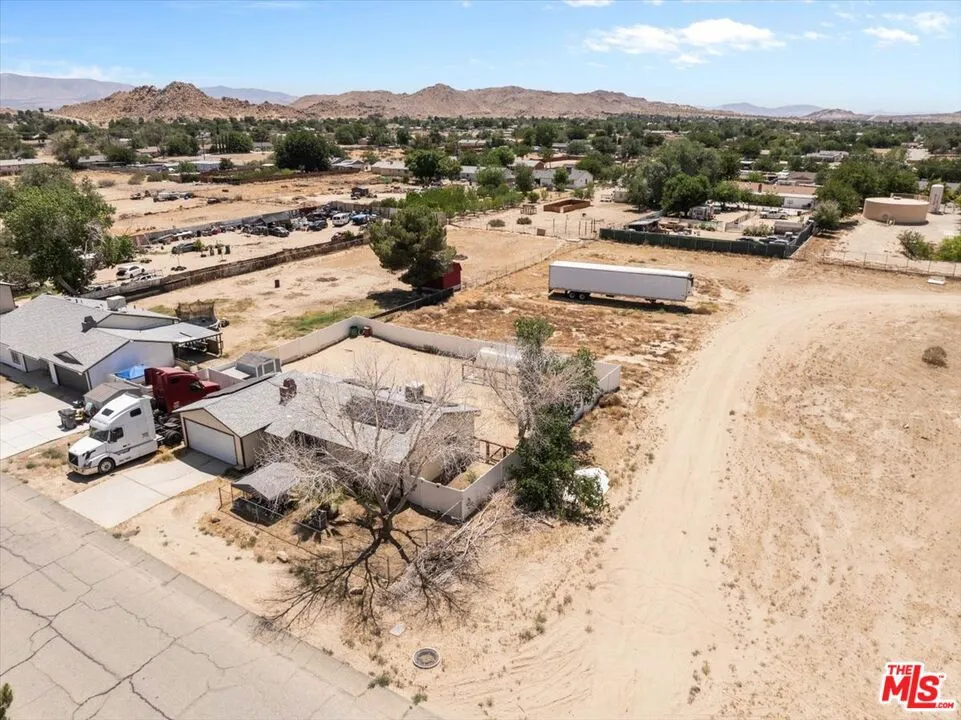 40611 178th Street, Lancaster, California 93535 home-pic-18