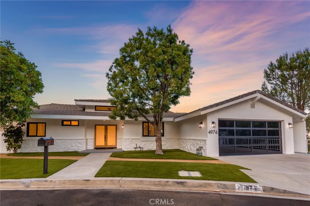 4976 Llano Drive, Woodland Hills, California 91364 home-pic-47