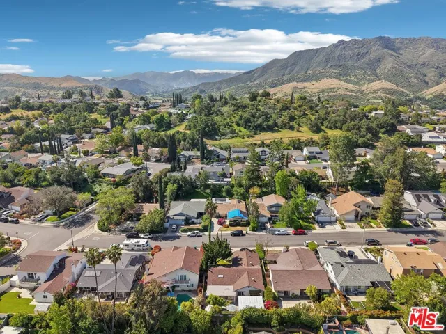 29429 Trailway Lane, Agoura Hills, California 91301
