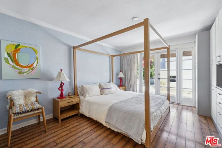 29429 Trailway Lane, Agoura Hills, California 91301
