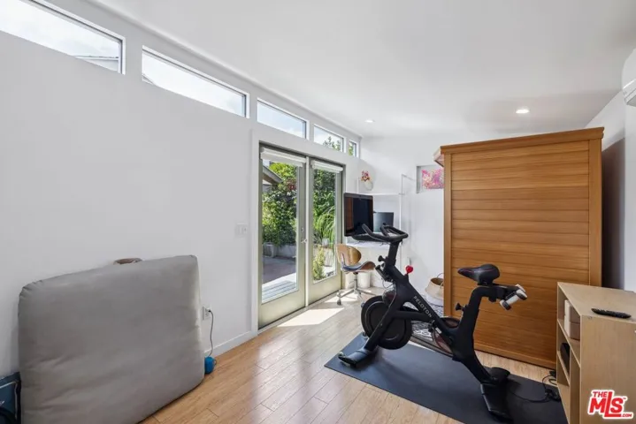 29429 Trailway Lane, Agoura Hills, California 91301