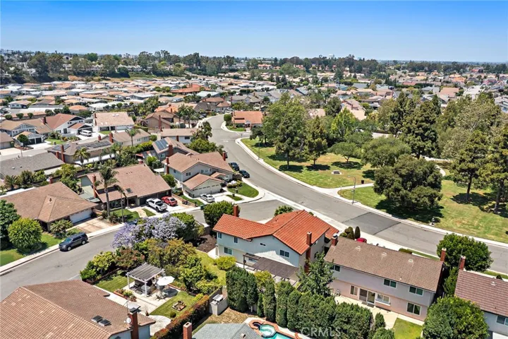8604 Bluebird Avenue, Fountain Valley, California 92708