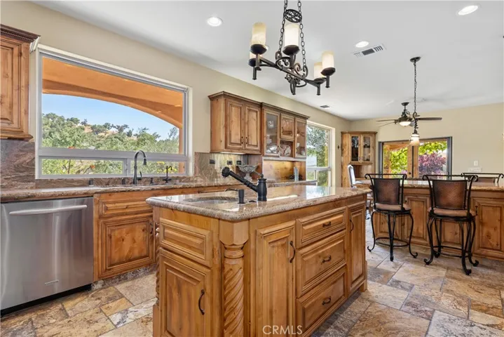 9942 Sunfish Circle, Paso Robles, California 93446