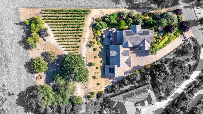 9942 Sunfish Circle, Paso Robles, California 93446