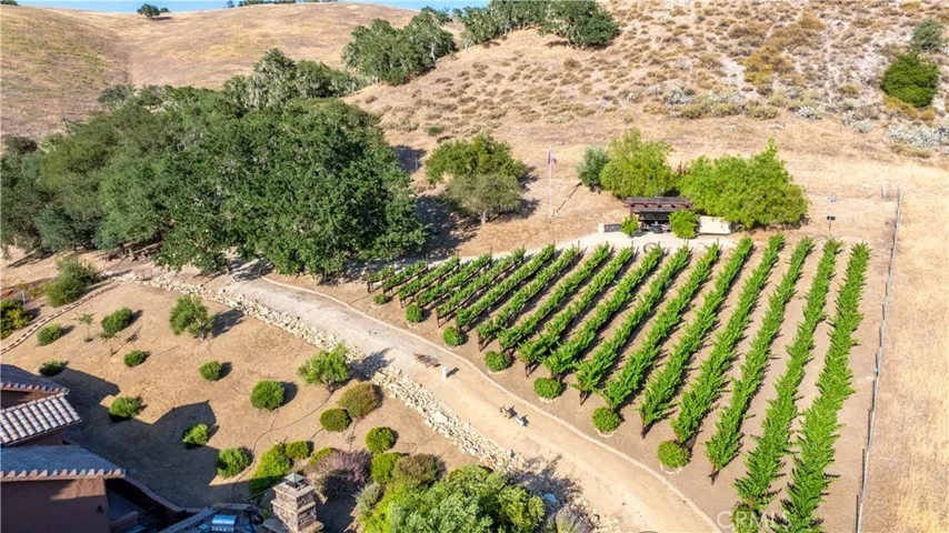 9942 Sunfish Circle, Paso Robles, California 93446
