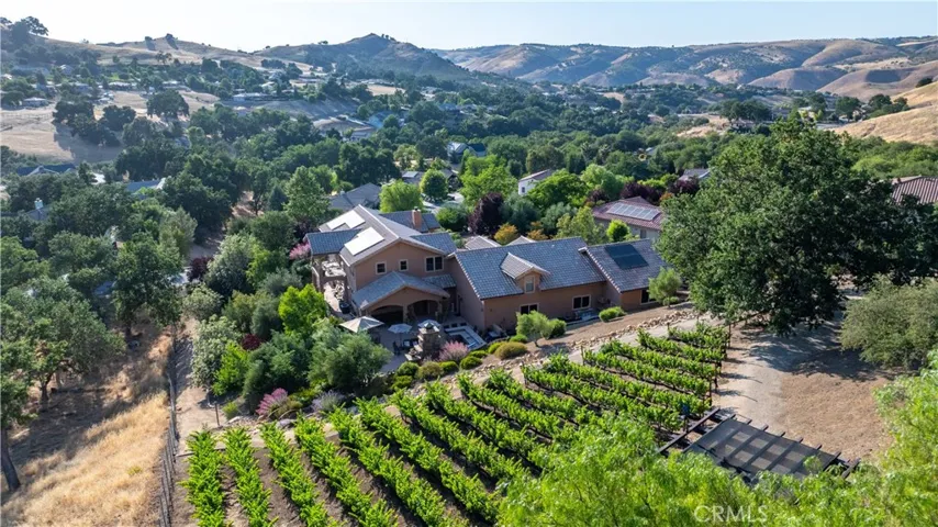 9942 Sunfish Circle, Paso Robles, California 93446
