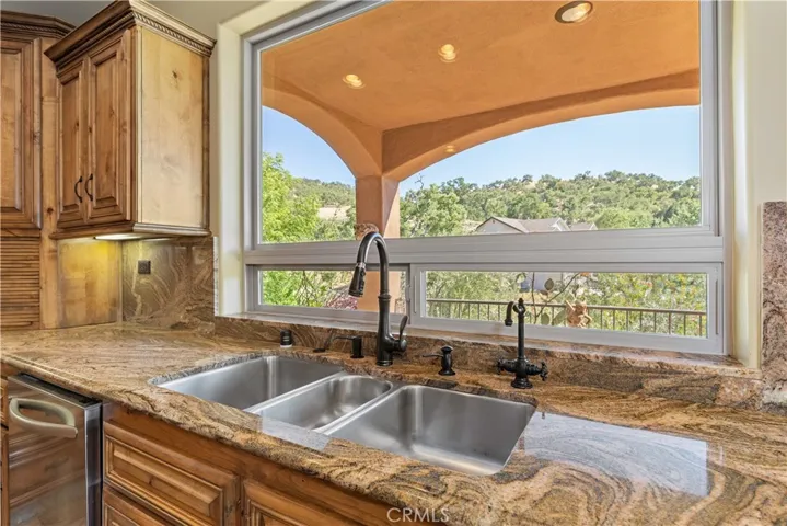 9942 Sunfish Circle, Paso Robles, California 93446