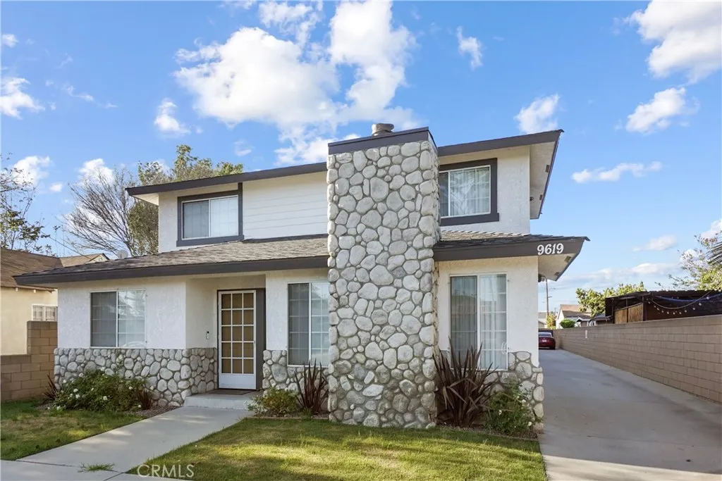 9619 Olive Street, Bellflower, California 90706, 3 Bedrooms Bedrooms, ,3 BathroomsBathrooms,Residential Lease,For Rent,Olive,OC25126841
