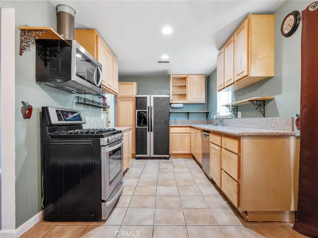 1636 Church Street, Barstow, California 92311