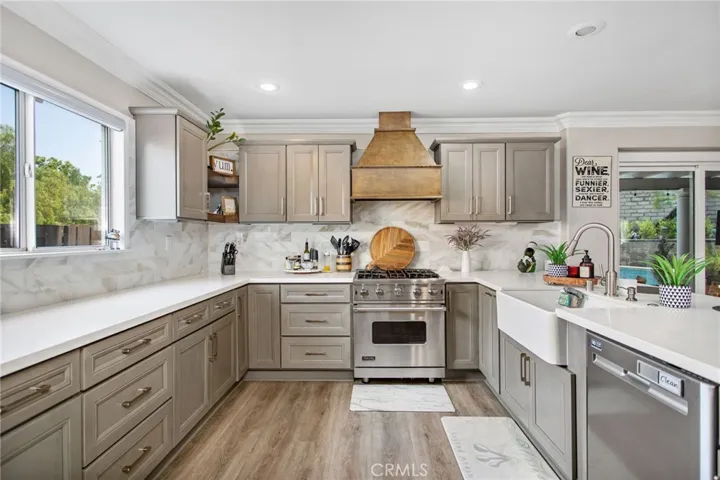 23381 White Oak Lane, Murrieta, California 92562