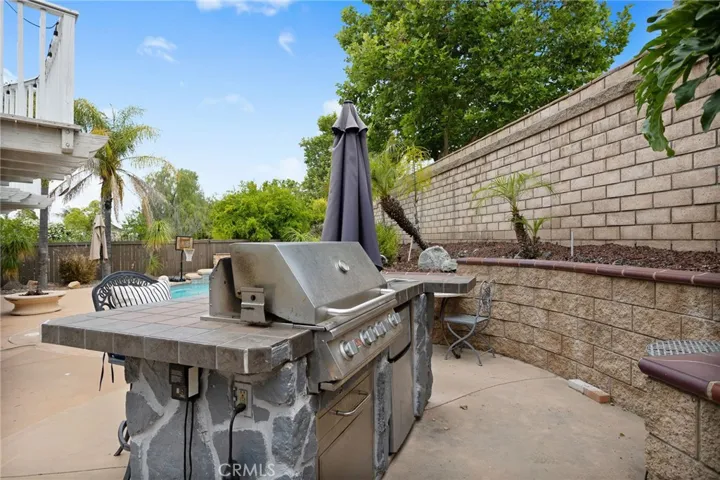 23381 White Oak Lane, Murrieta, California 92562