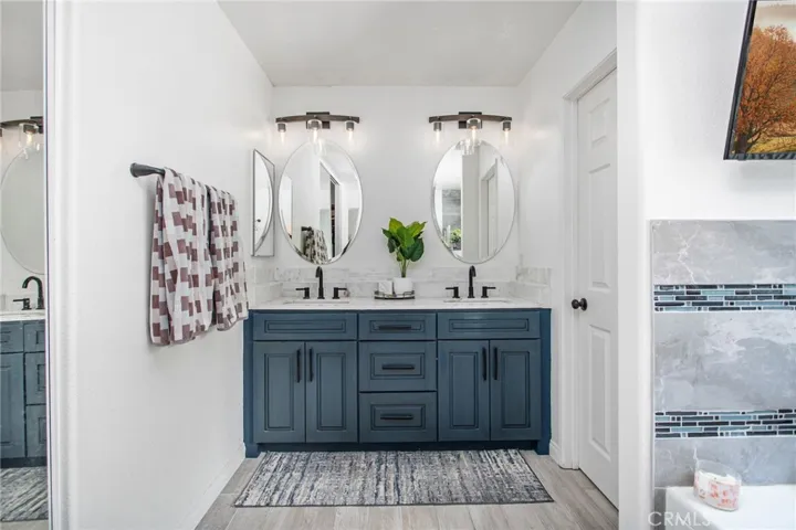 23381 White Oak Lane, Murrieta, California 92562