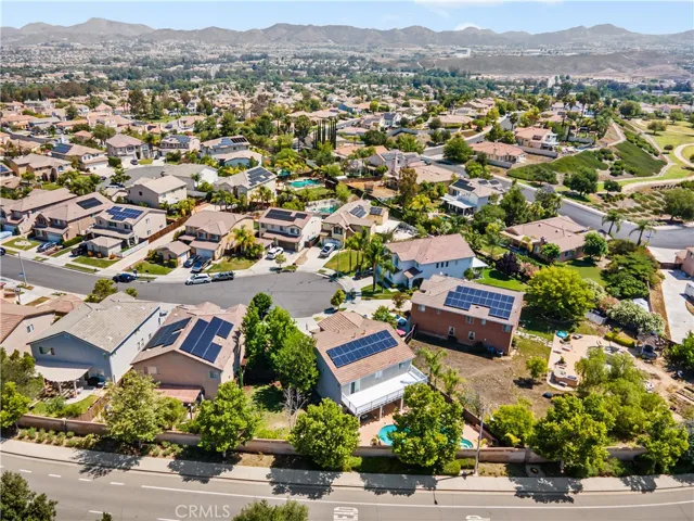 23381 White Oak Lane, Murrieta, California 92562
