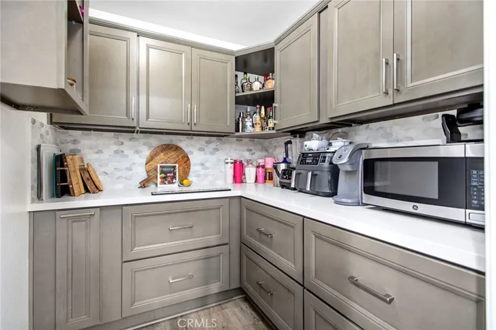 23381 White Oak Lane, Murrieta, California 92562