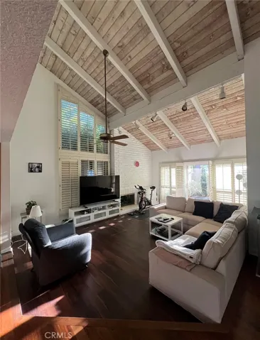 9 Oak Tree Lane, Irvine, California 92612