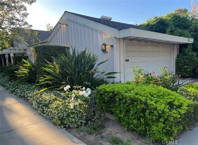 9 Oak Tree Lane, Irvine, California 92612