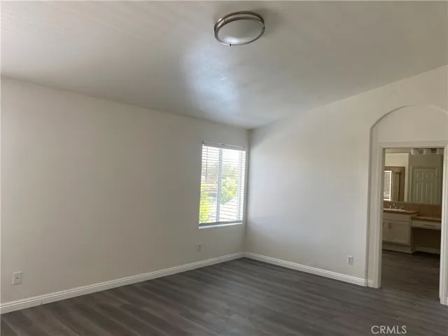 13665 Heatherwood Drive, Eastvale, California 92880